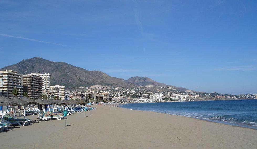 Cosy Flat Near The Beach & Town Centre Apartment Fuengirola Ngoại thất bức ảnh